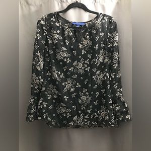 Apt 9 printed black blouse bell bottom long sleeve size small